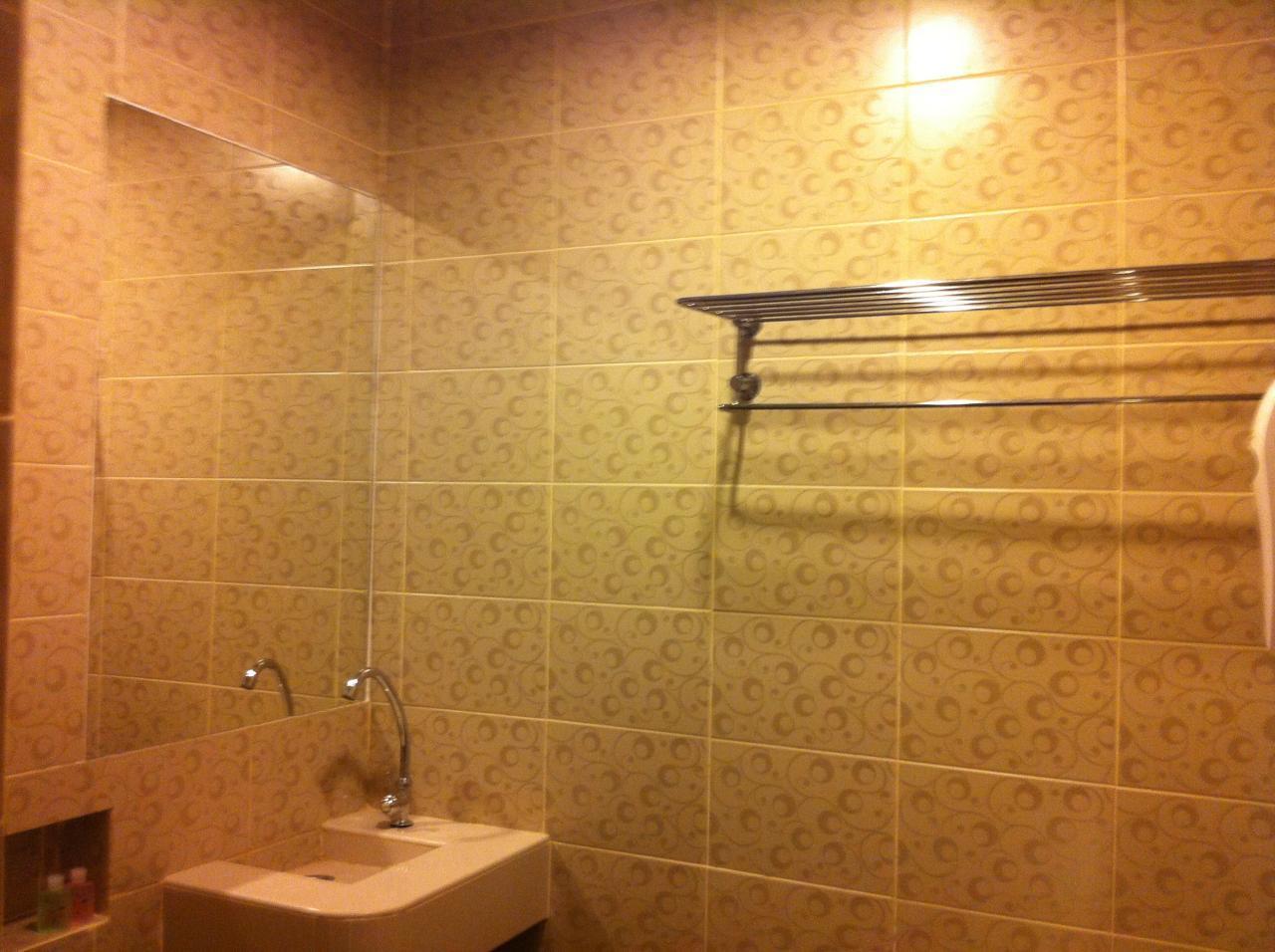 Yomi Hotel